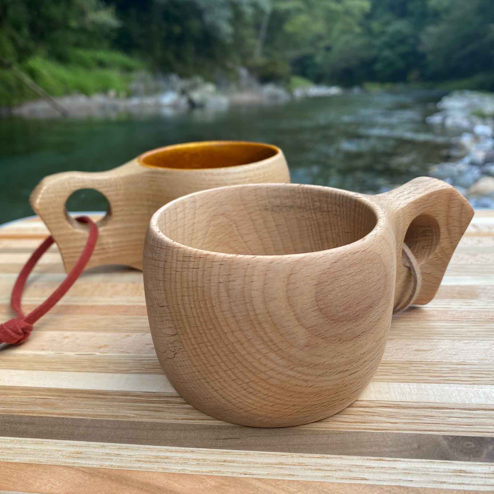 ククサ（KUKSA)  飛騨の森のブナの木【手彫り】 Amazon.co.jp: Newie ククサ 木製マグカップ 日本製 飛騨産 ブナ